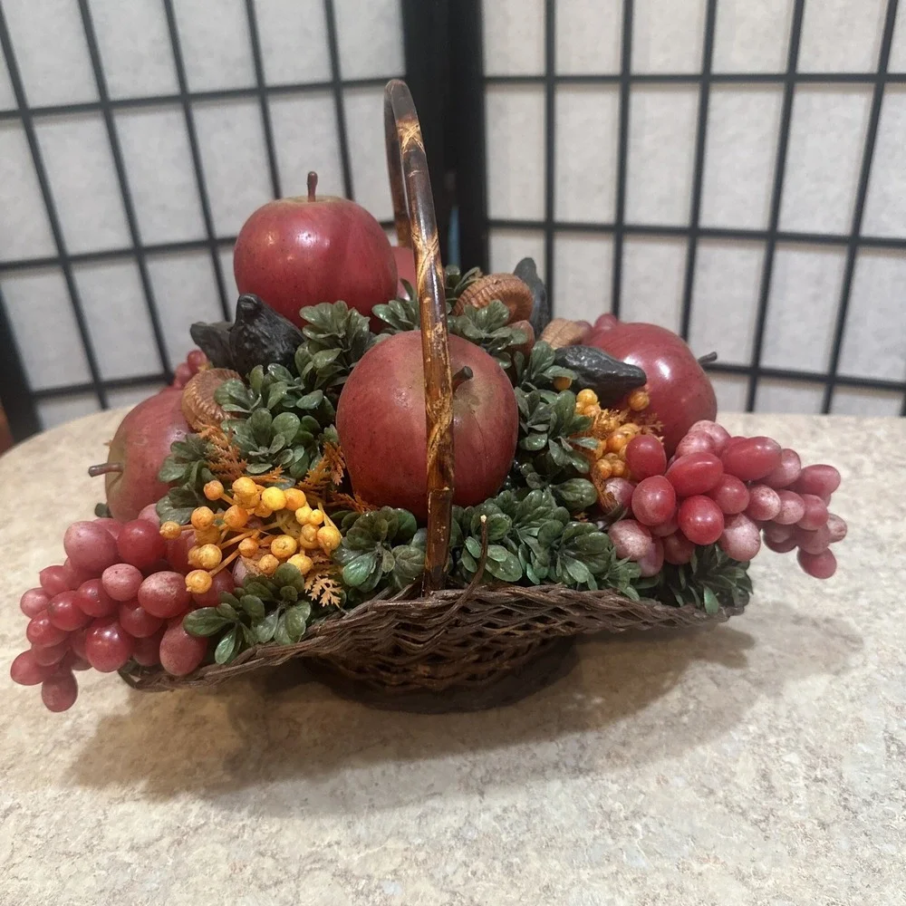 Plastic‎ Faux Fruit Table Basket Decoration Grapes Apples MCM Vintage Artificial